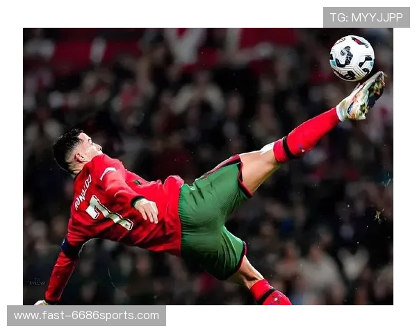 足球传奇回顾：经典老一代球星图集展现时代风采与绿茵传奇