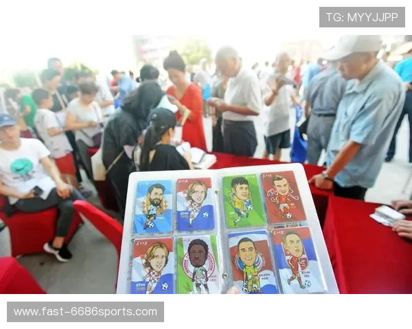 足球球星限量版地铁卡套设计与收藏价值解析